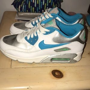 Air max shoes